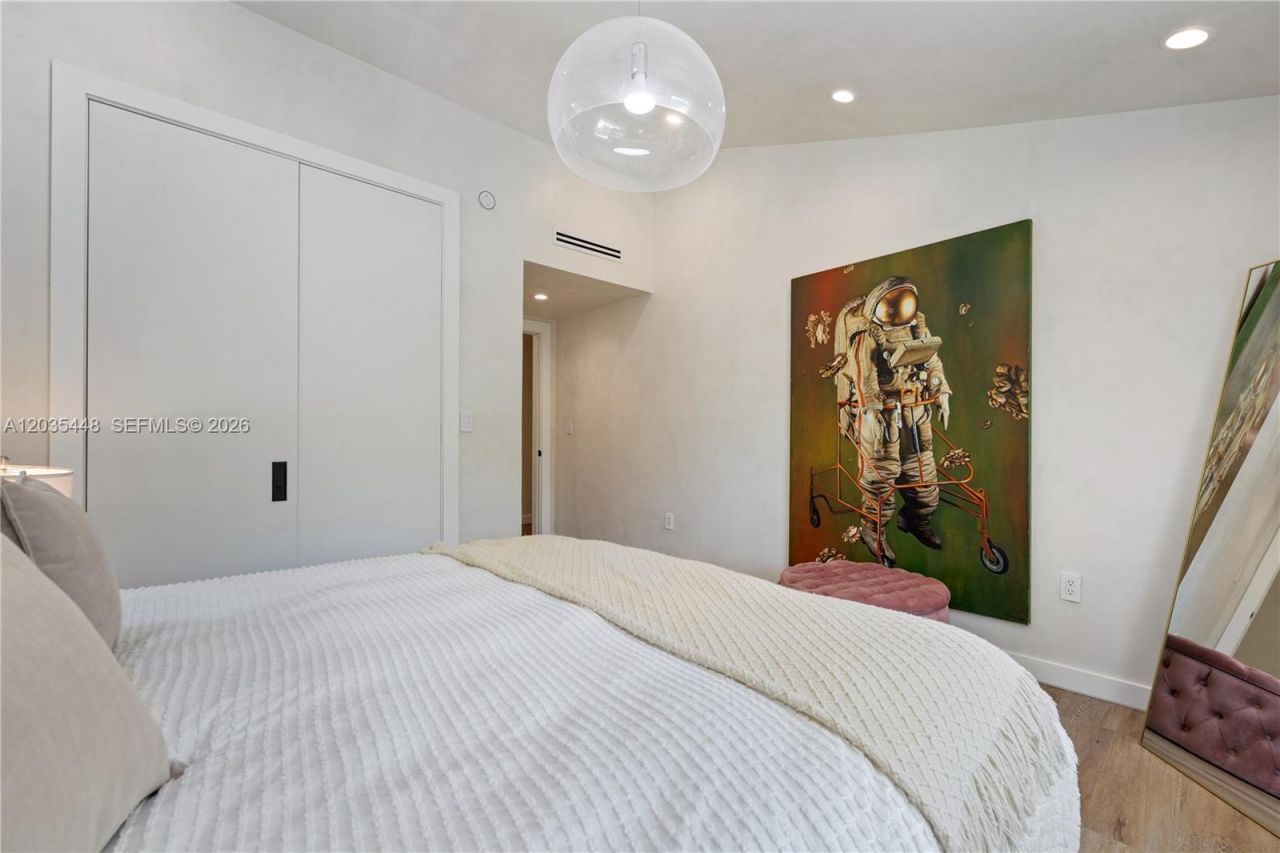 520 Bay Point Rd , Miami, FL 33137 Photo