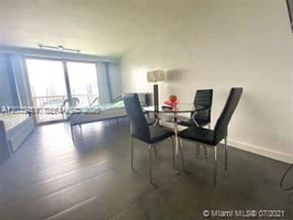 19201 Collins Ave , Unit 939, Sunny Isles Beach, FL 33160