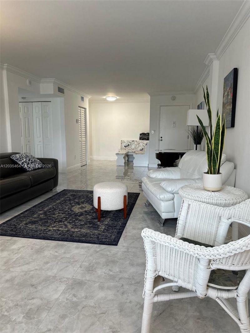 245 18th St , Unit 401, Miami Beach, FL 33139 Photo