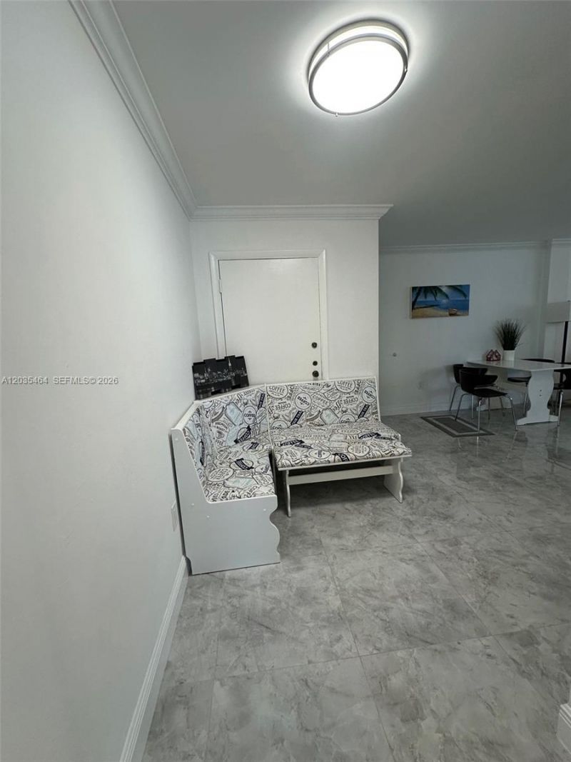 245 18th St , Unit 401, Miami Beach, FL 33139 Photo
