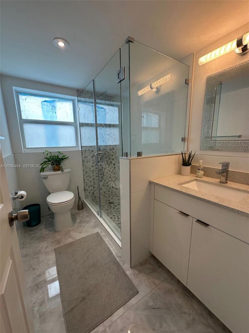 245 18th St , Unit 401, Miami Beach, FL 33139 Photo
