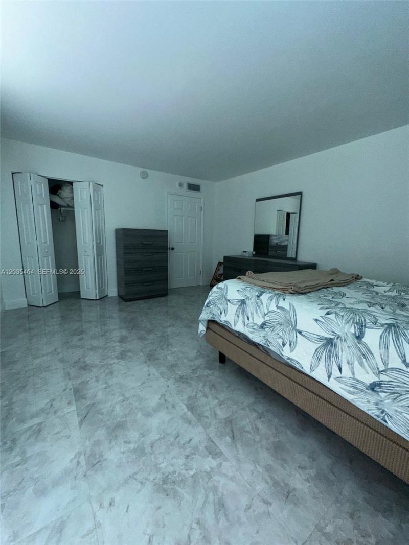 245 18th St , Unit 401, Miami Beach, FL 33139 Photo