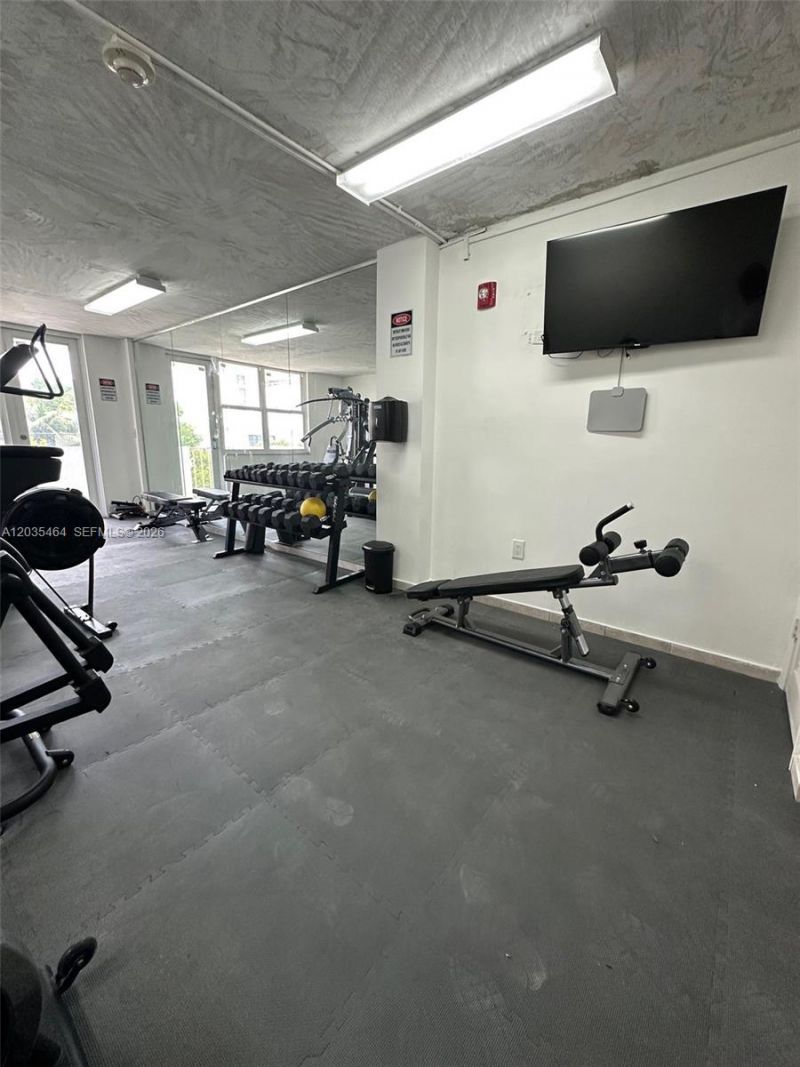245 18th St , Unit 401, Miami Beach, FL 33139 Photo