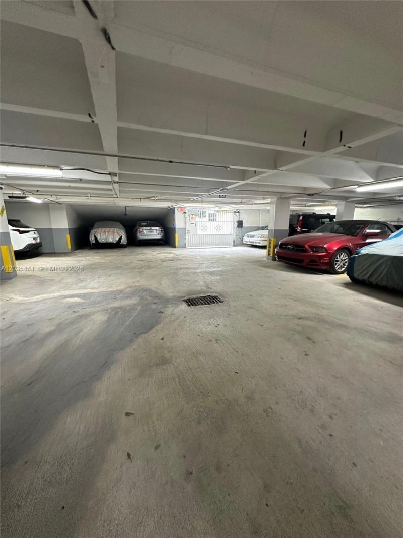 245 18th St , Unit 401, Miami Beach, FL 33139 Photo