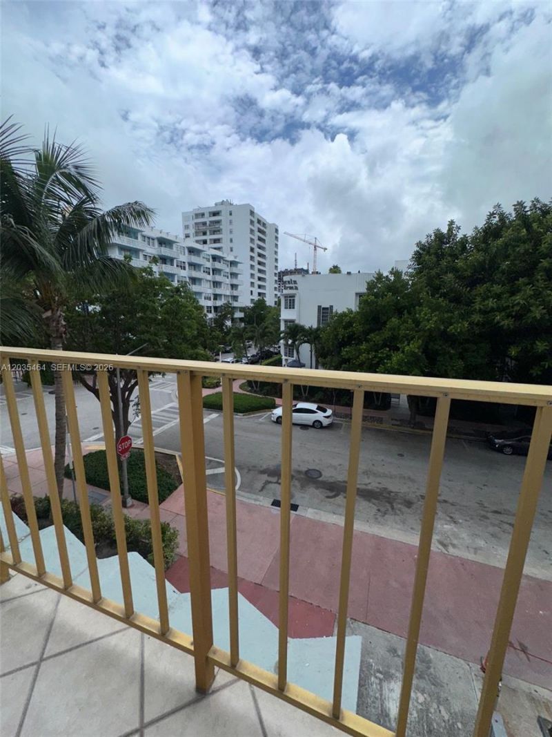 245 18th St , Unit 401, Miami Beach, FL 33139 Photo
