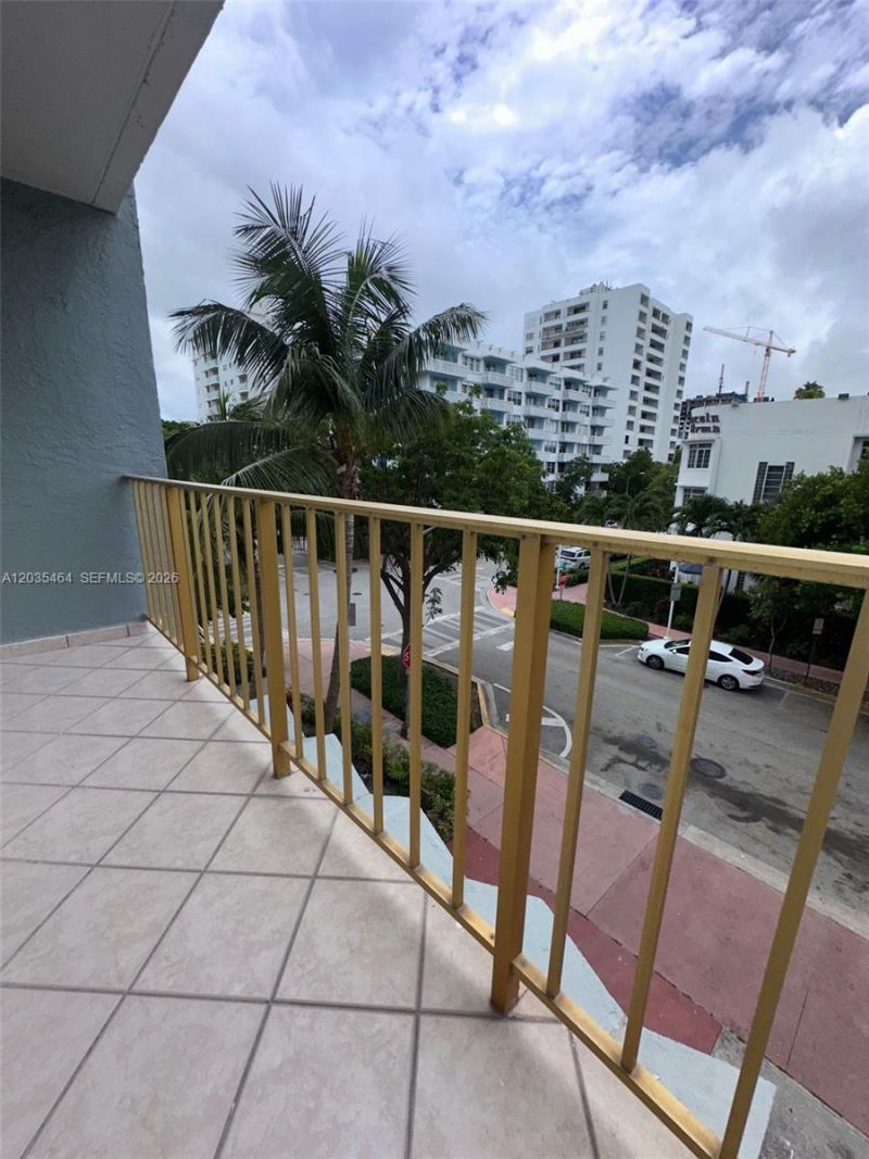245 18th St , Unit 401, Miami Beach, FL 33139 Photo