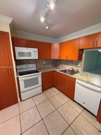 1501 NE 191st St , Unit C107, Miami, FL 33179 Photo