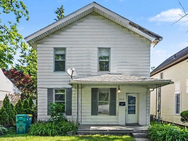 922 E Grove Street, Mishawaka, IN 46545