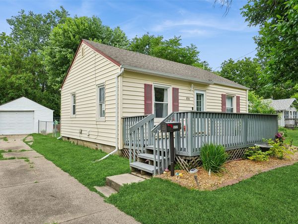 5711 Ovid Avenue , Des Moines, IA 50310
