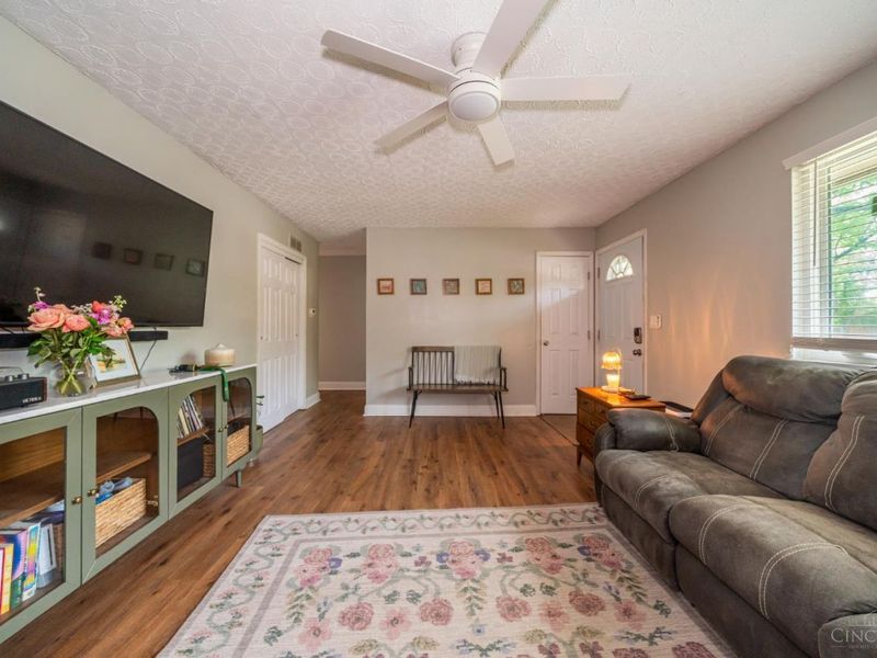 605 Mercury Drive, Union Twp, OH 45244 Photo 7