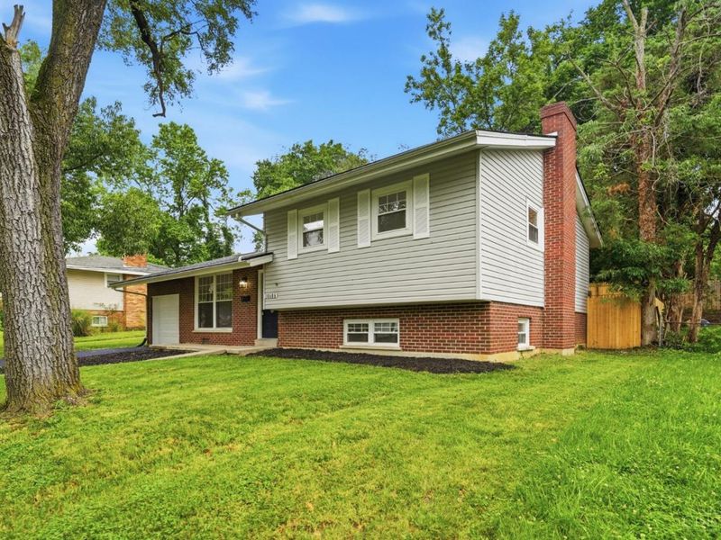 10686 Chelmsford Road, Cincinnati, OH 45240 Photo 2