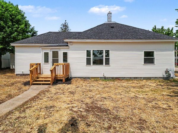311 N Lavinia Street, Ludington, MI 49431