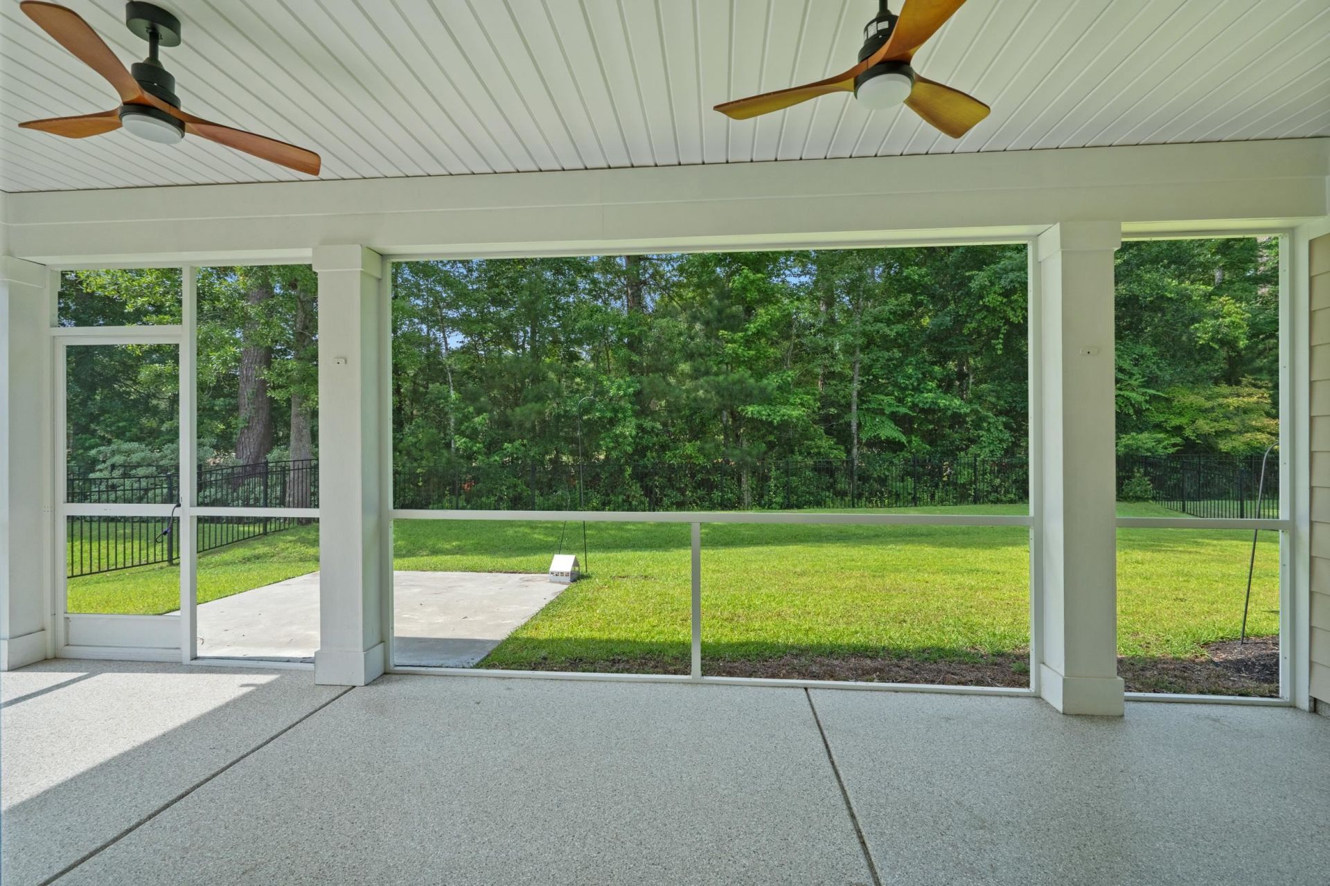 153 Castaway Key Dr. Photo 28