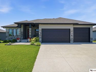 7135 Swiss Alps Court, Lincoln, NE 68516