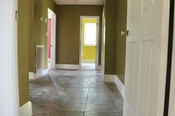 509 E Moore Street photo 4