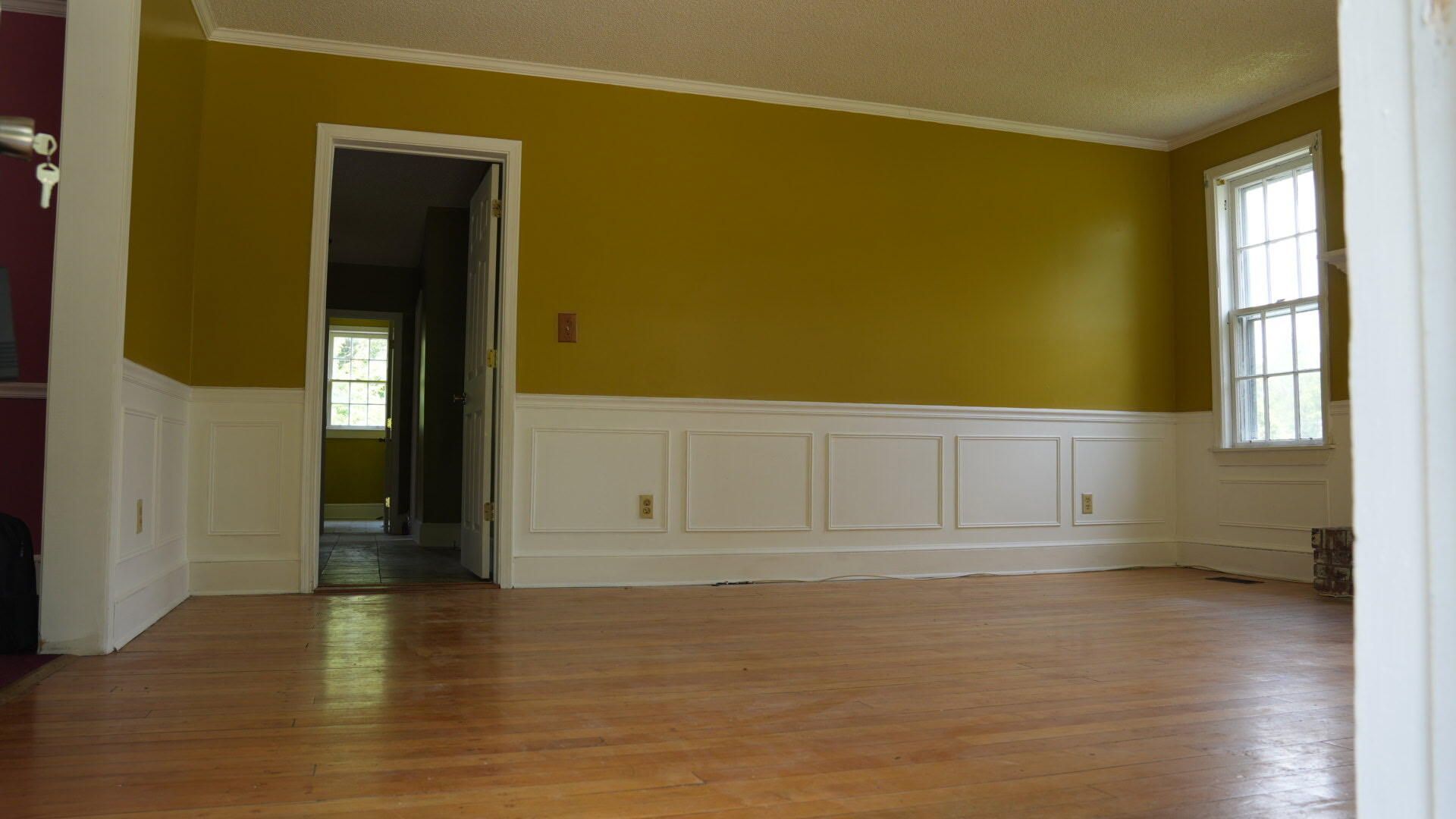 509 E Moore Street Photo 7