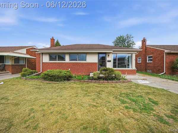 28750 Fountain Street, Roseville, MI 48066