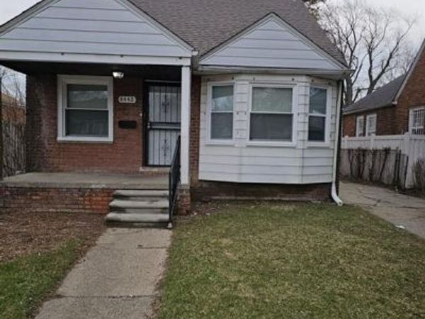 8442 Warwick Street , Detroit, MI 48228