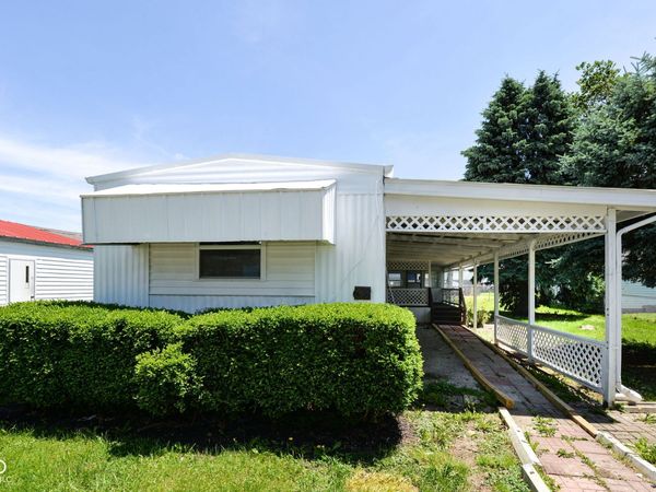 608 White Street, Shirley, IN 47384