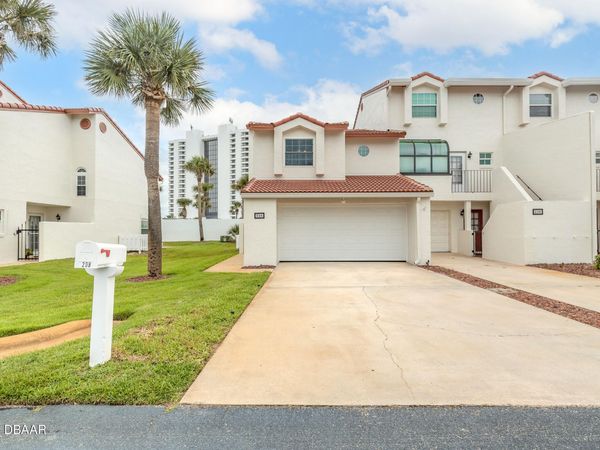 208 Florida Shores Boulevard, Daytona Beach, FL 32118