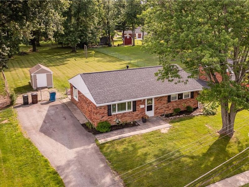 605 Mercury Drive, Cincinnati, OH 45244 Photo 3