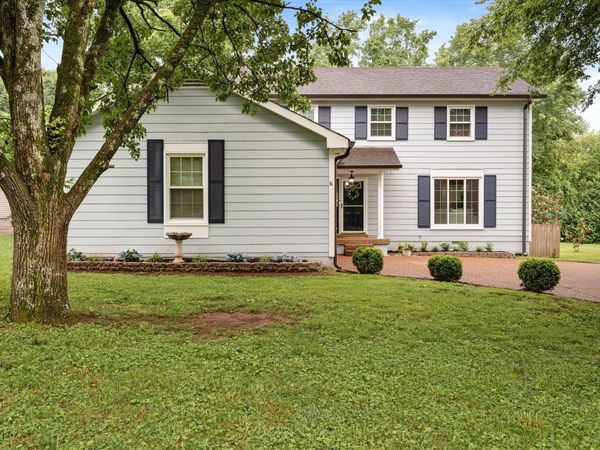 6940 Stone Creek Rd, Nashville, TN 37221