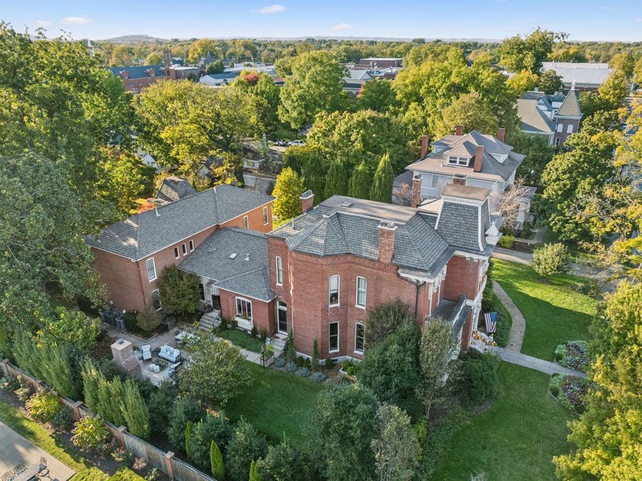 Property Image 100