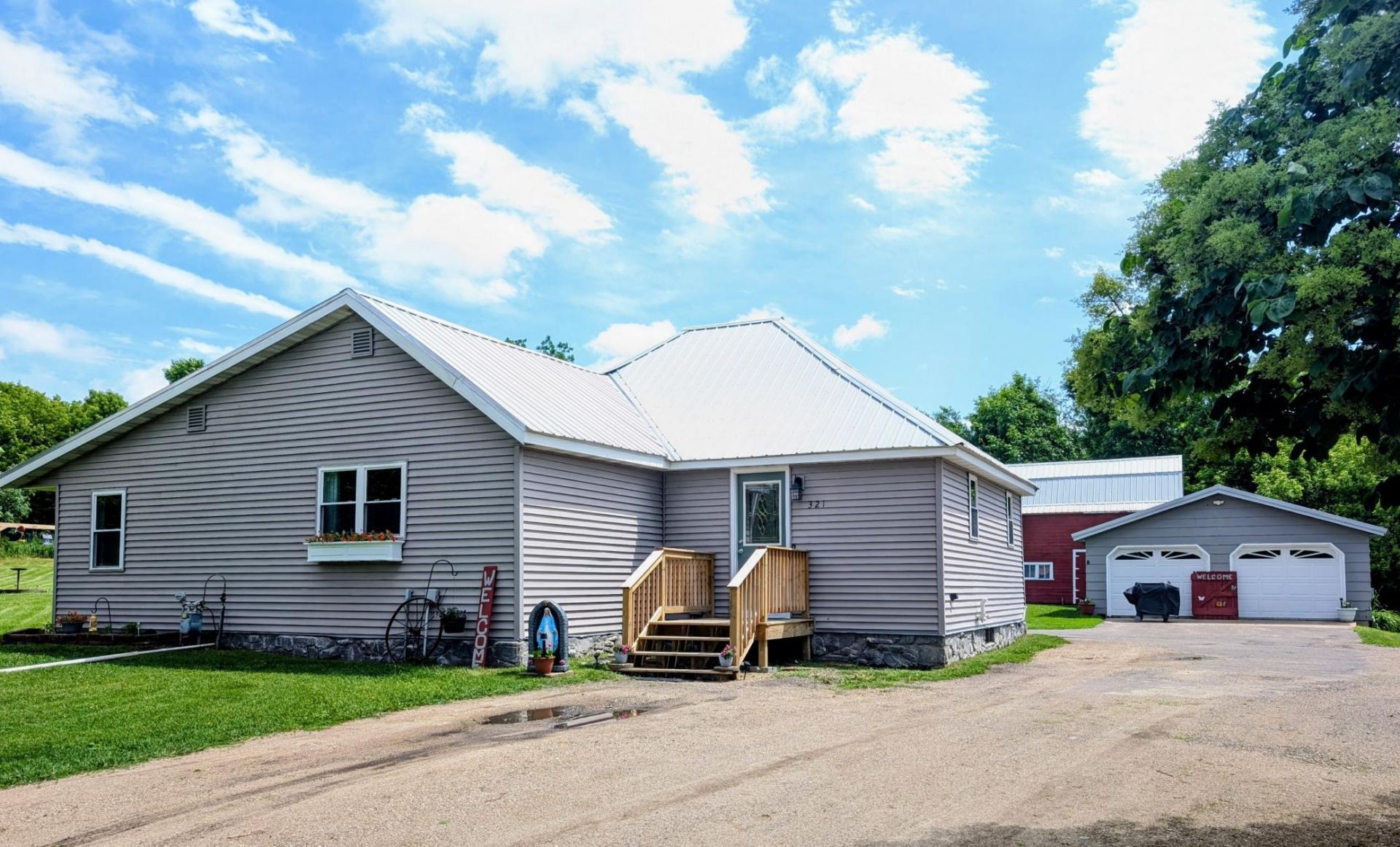 321 3rd Avenue NE, Eagle Bend, MN 56446