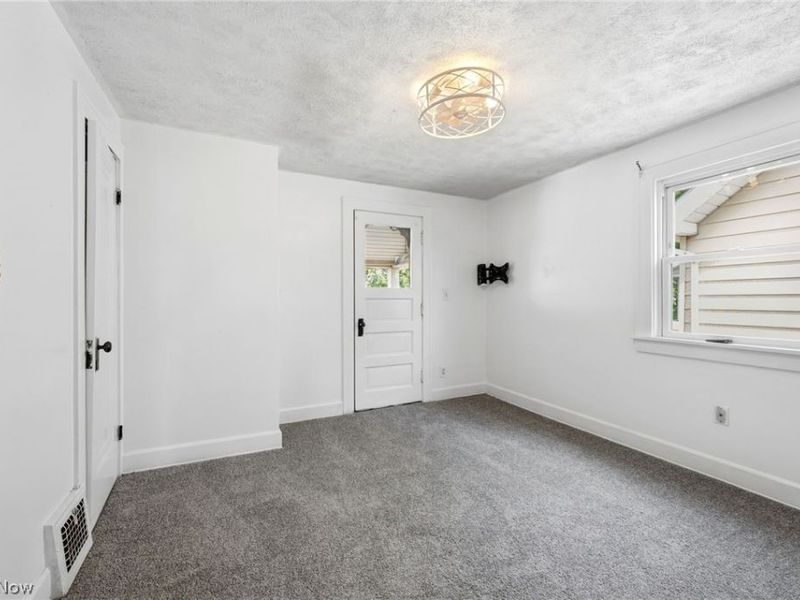 4948 E 106th Street, Garfield Heights, OH 44125 Photo 22
