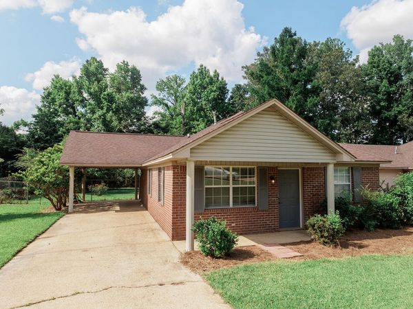 18 Dove Cr., Blue Springs, MS 38828