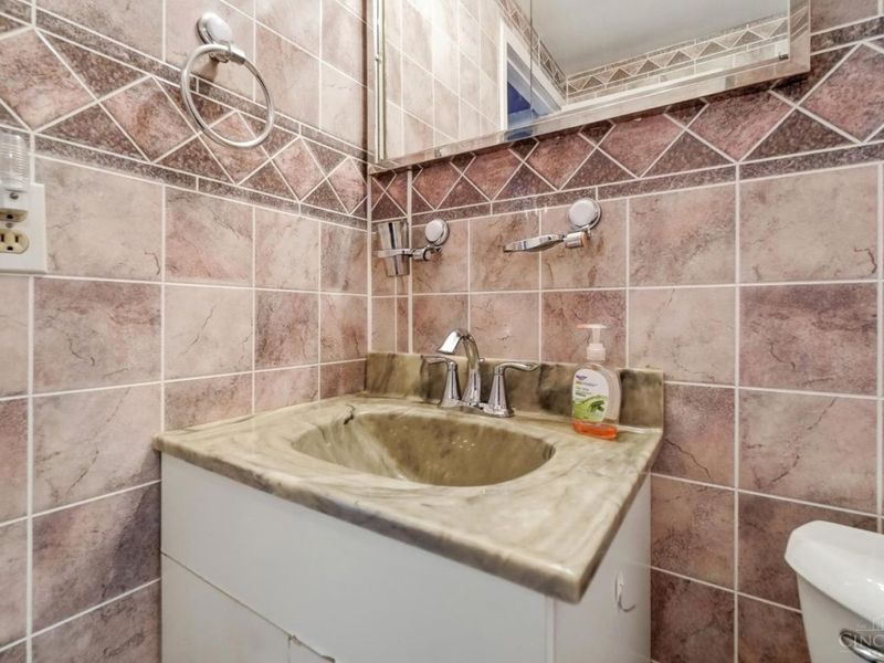838 W Kemper Road, Forest Park, OH 45240 Photo 25