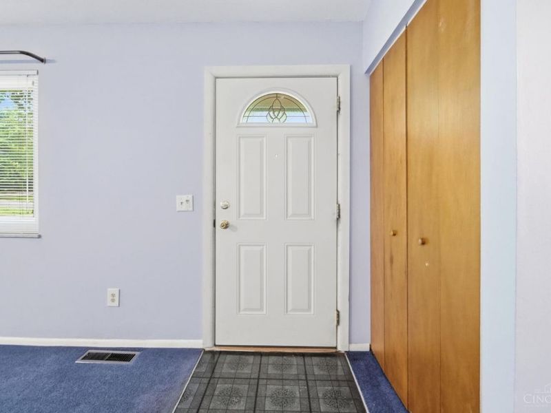 838 W Kemper Road, Forest Park, OH 45240 Photo 7
