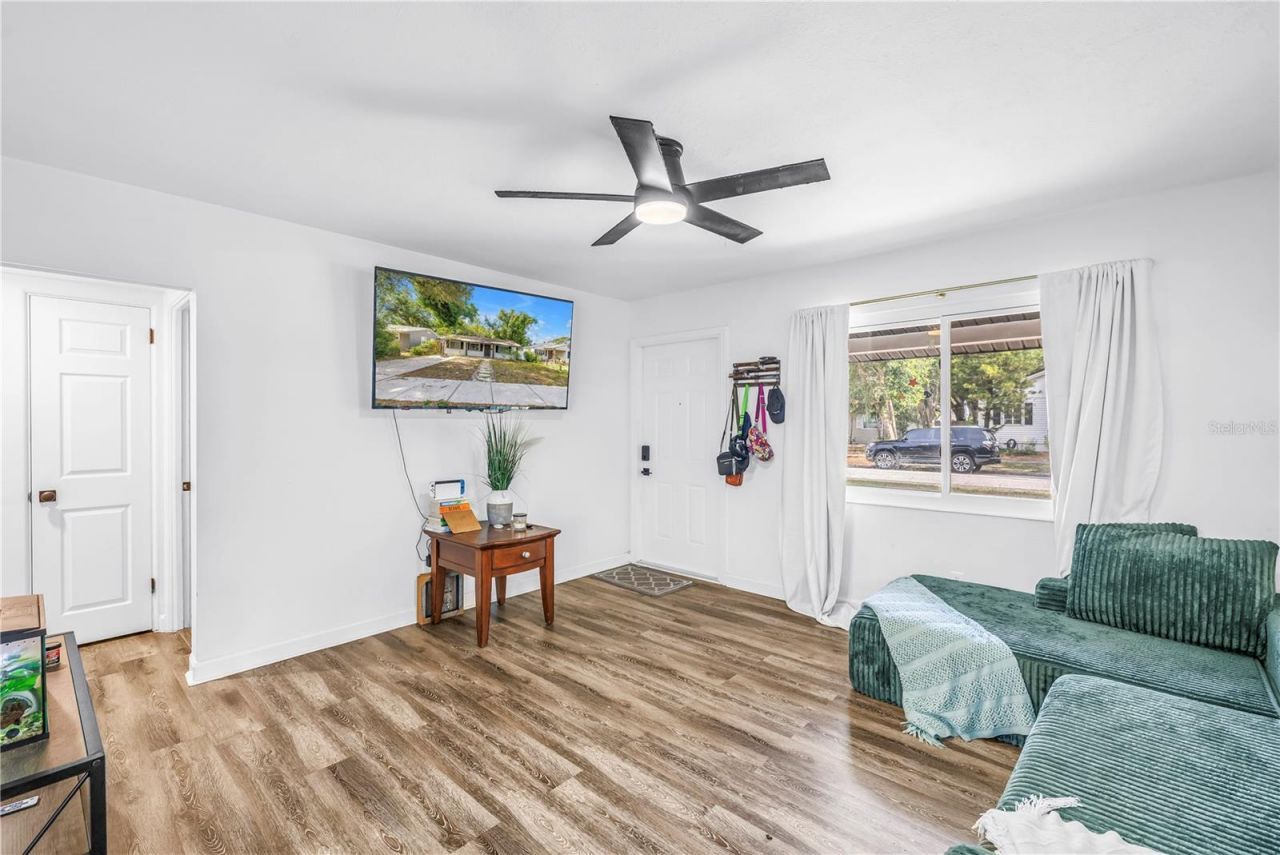 5034 2nd Avenue S, Unit A, Saint Petersburg, FL 33707 Photo