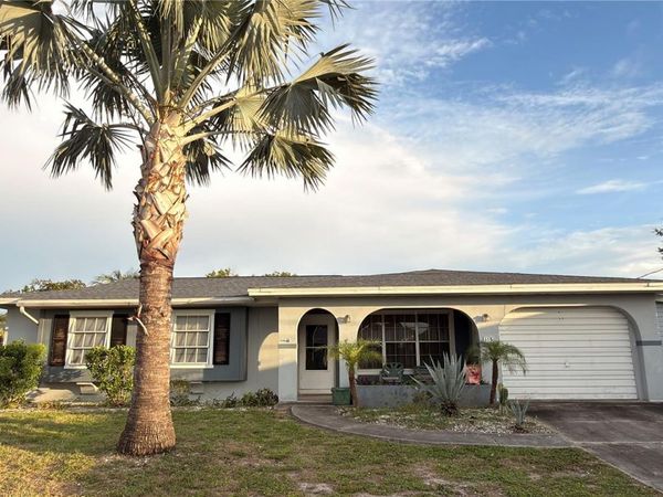 115 BEDFORD DRIVE NE, PORT CHARLOTTE, FL 33952