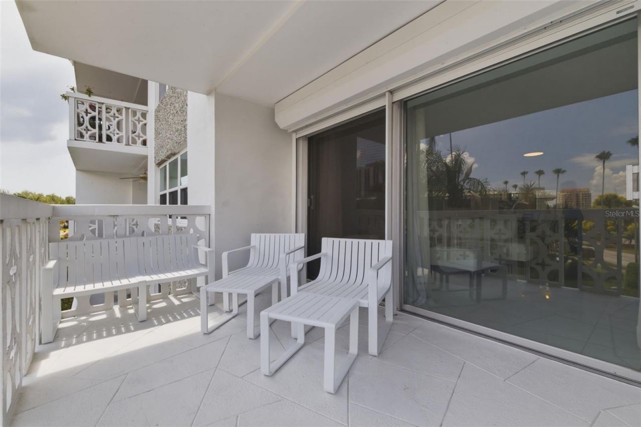 1100 N Shore Drive Ne, Unit 304, Saint Petersburg, FL 33701 Photo