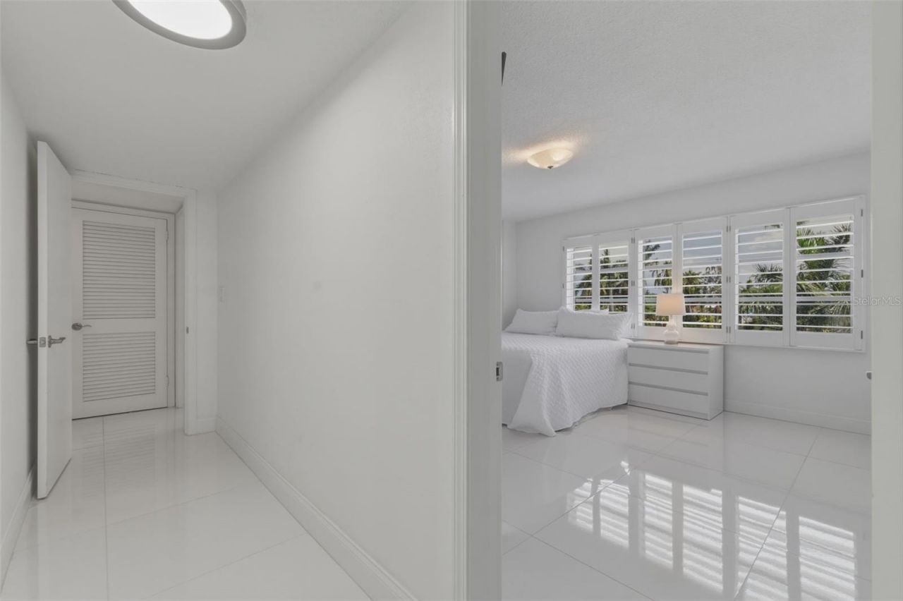 1100 N Shore Drive Ne, Unit 304, Saint Petersburg, FL 33701 Photo
