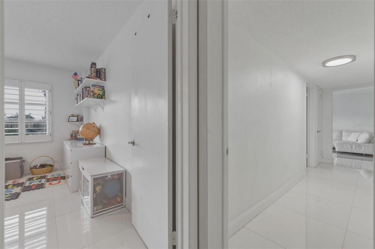 1100 N Shore Drive Ne, Unit 304, Saint Petersburg, FL 33701 Photo