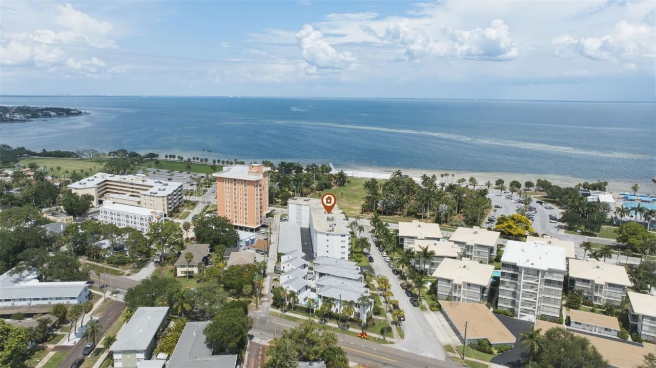 1100 N Shore Drive Ne, Unit 304, Saint Petersburg, FL 33701 Photo