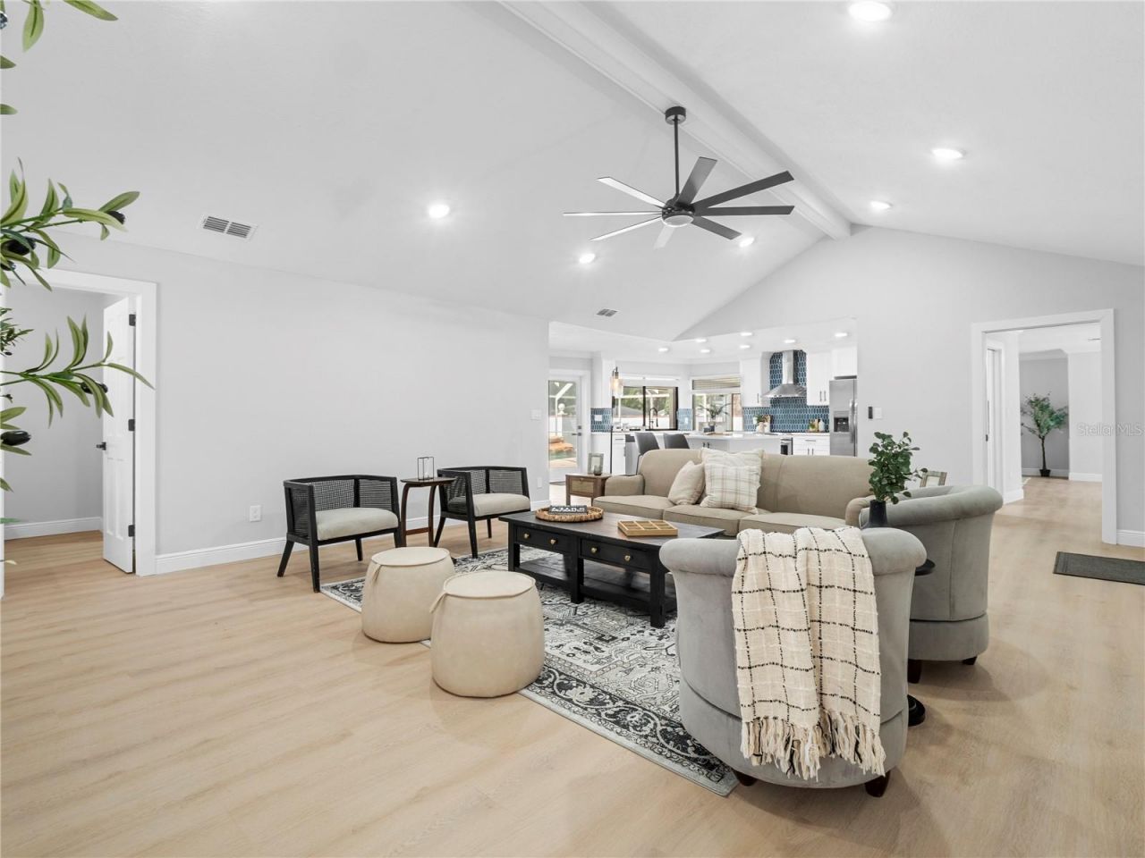 15901 Dover Cliffe Drive, Lutz, FL 33548 Photo