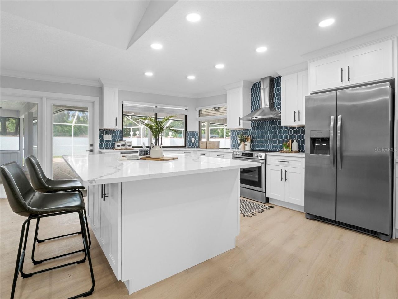 15901 Dover Cliffe Drive, Lutz, FL 33548 Photo