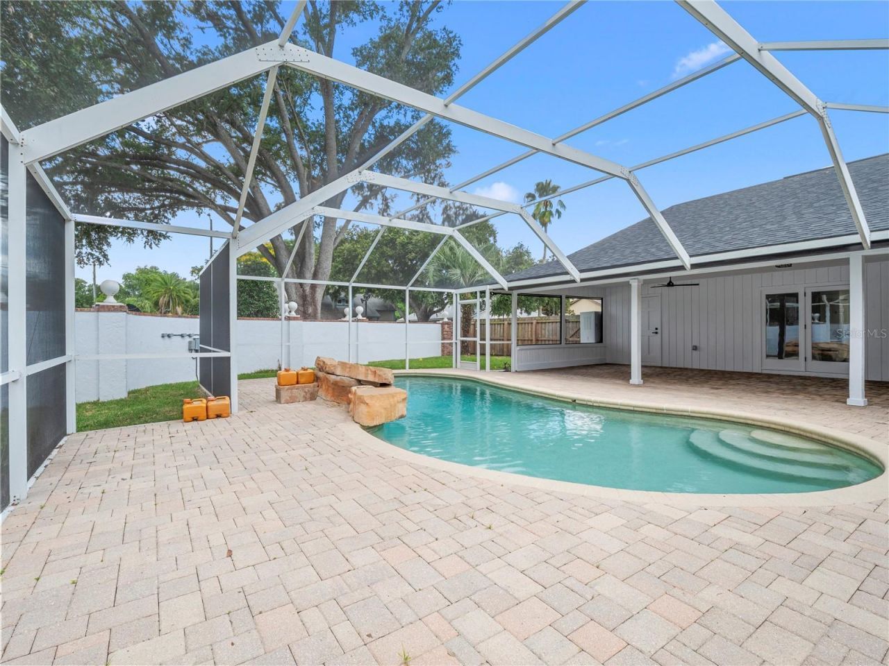15901 Dover Cliffe Drive, Lutz, FL 33548 Photo