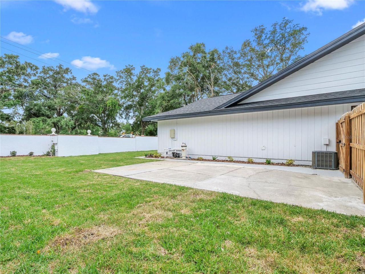 15901 Dover Cliffe Drive, Lutz, FL 33548 Photo