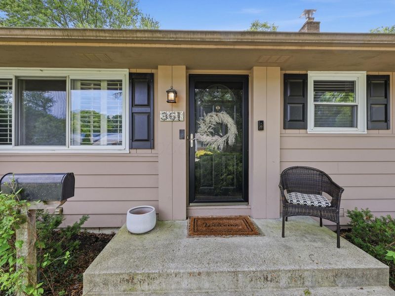 361 E Stafford Avenue , Columbus, OH 43085 Photo 4