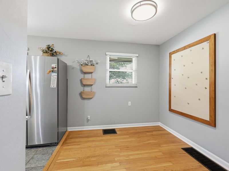 361 E Stafford Avenue , Columbus, OH 43085 Photo 9
