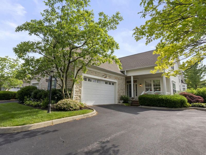 5525 Chelsea Park Drive , Dublin, OH 43016 Photo 3