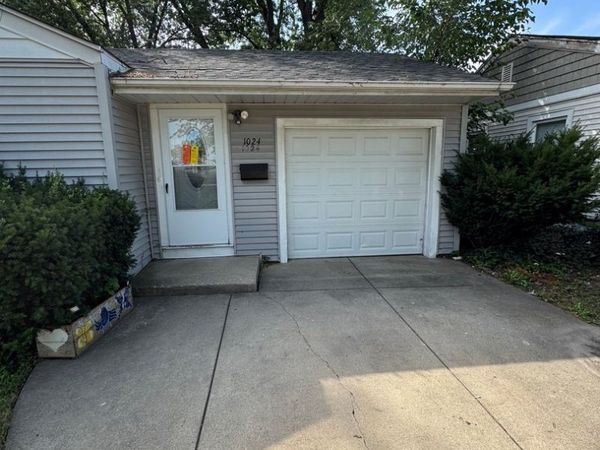 1024 S Wolf Road , Des Plaines, IL 60016