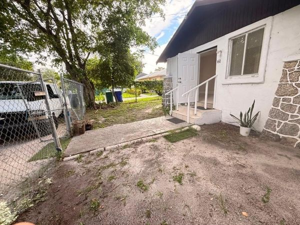 61 NE 59th Ter , Miami, FL 33137