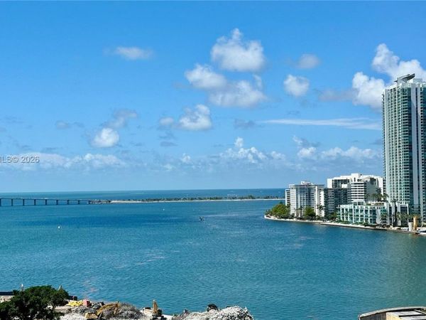 520 SE Brickell Key Dr, Unit A1615, Miami, FL 33131