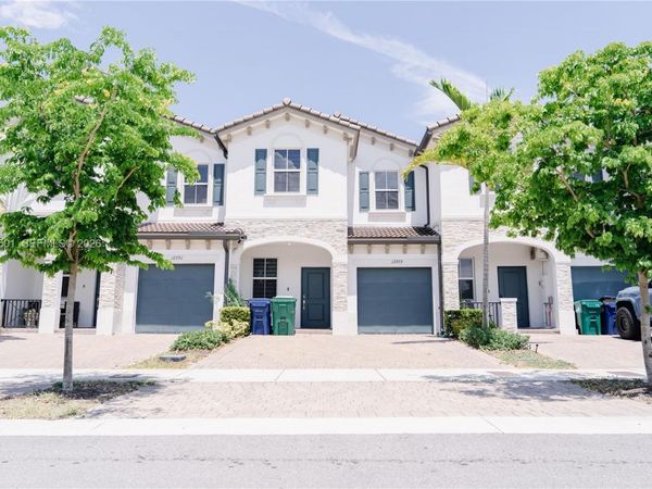 12779 NW 24th Ave, Miami, FL 33167