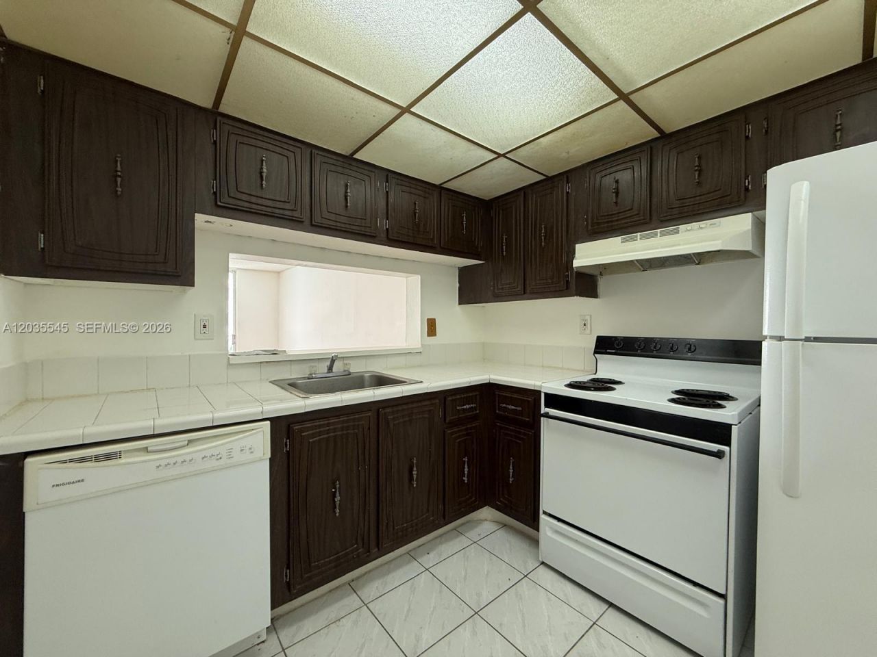 492 NW 165th Street Rd , Unit 412, Miami, FL 33169 Photo